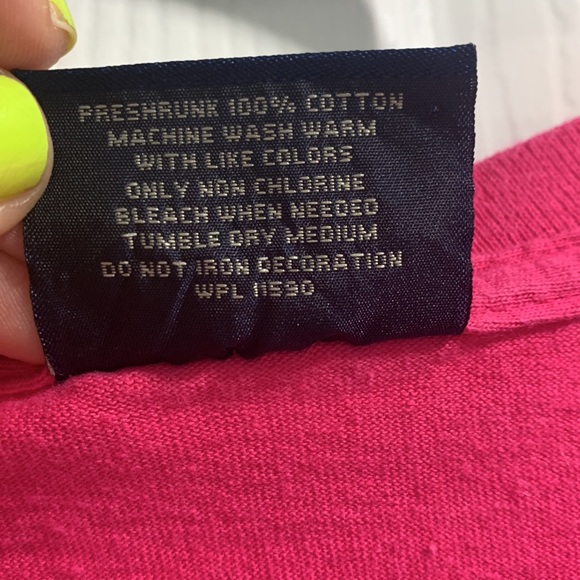 University of Texas at Arlington T-Shirt - Picture 4 of 4